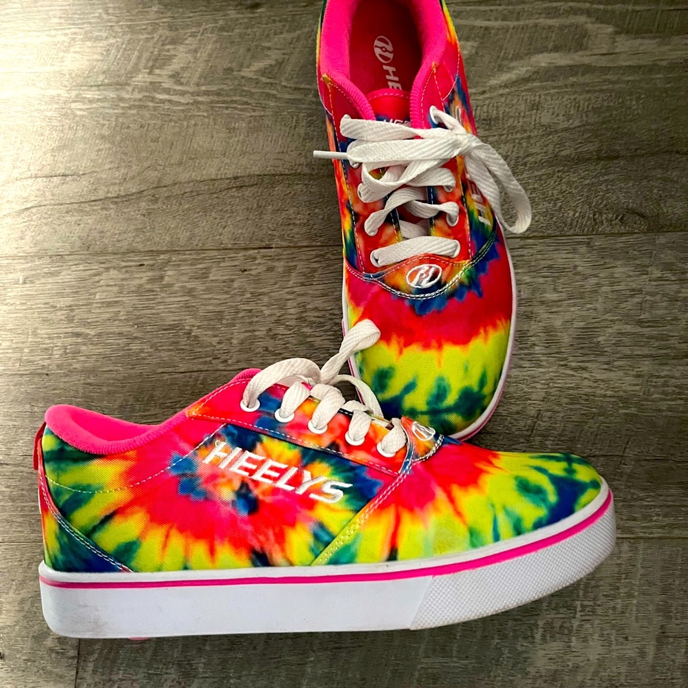 Heelys shoes! Worn once, like new and I’m fantastic condition. Size 8 -Woman